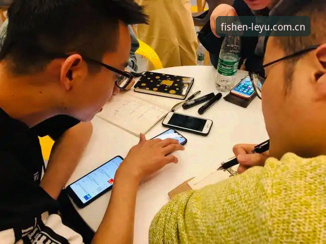技术评测员实测分享：原创短句客户端三端对比与LEYU官网下载实战经验